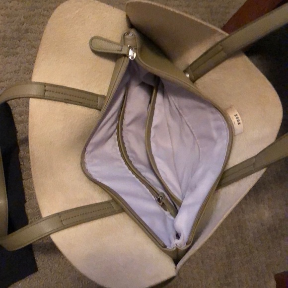 Olive Green Vegan Bag with detachable clutch - Picture 4 of 4